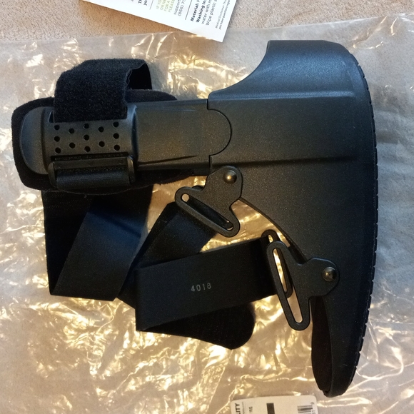 Short Fracture Boot - Picture 3 of 12